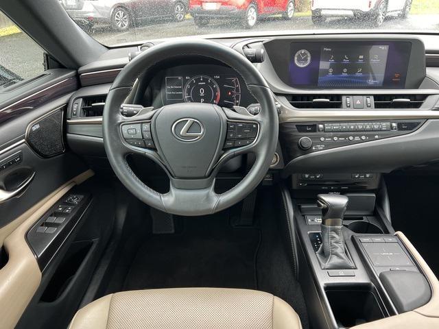 used 2019 Lexus ES 350 car, priced at $38,900