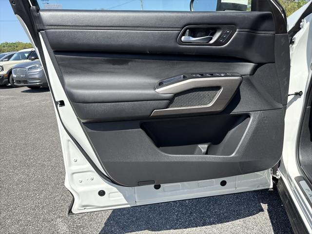 used 2024 Nissan Pathfinder car, priced at $46,900