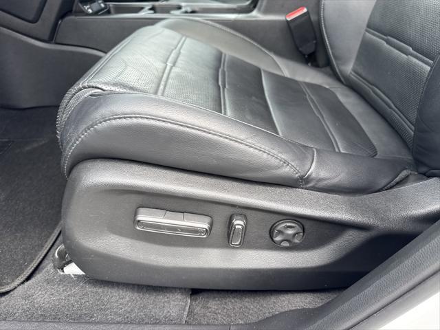 used 2022 Honda CR-V car, priced at $31,900