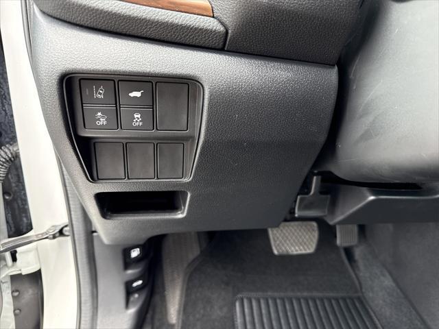 used 2022 Honda CR-V car, priced at $31,900