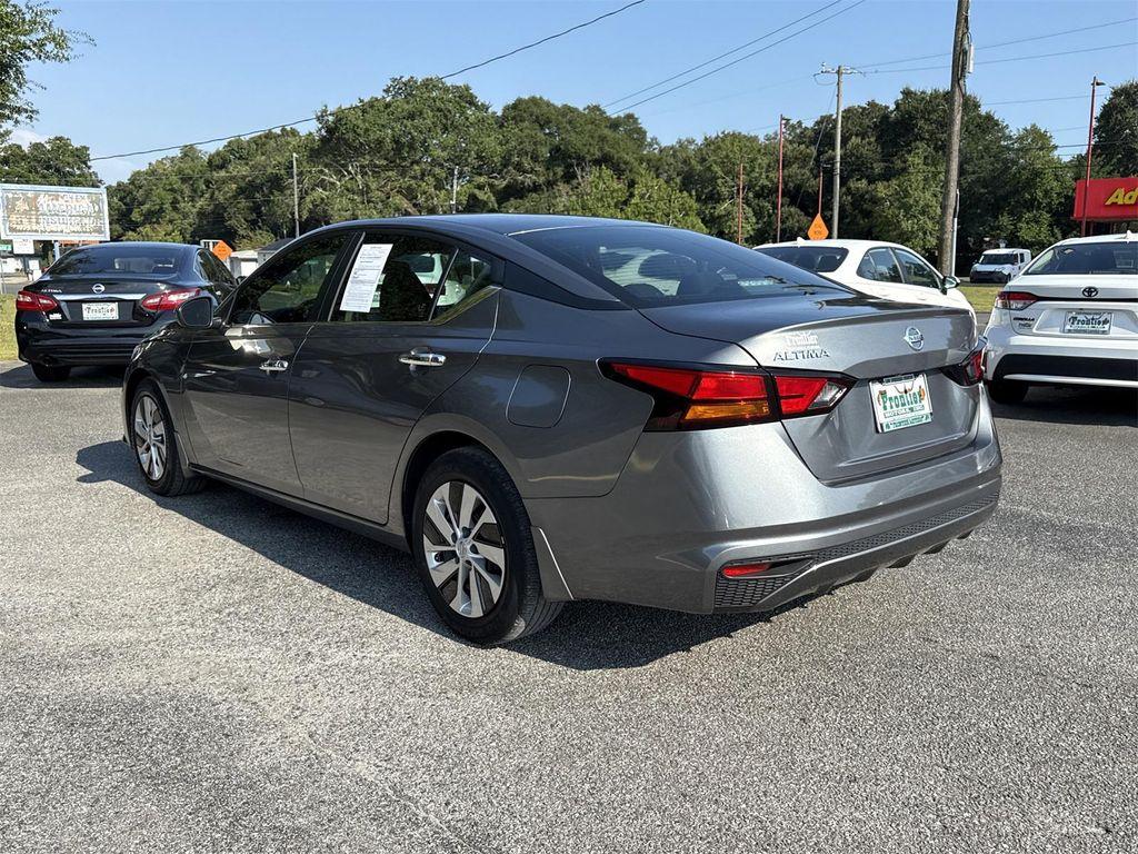 used 2022 Nissan Altima car, priced at $23,900