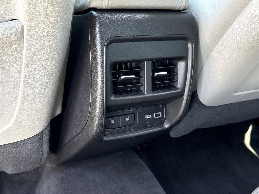 used 2019 Cadillac XT4 car, priced at $26,900