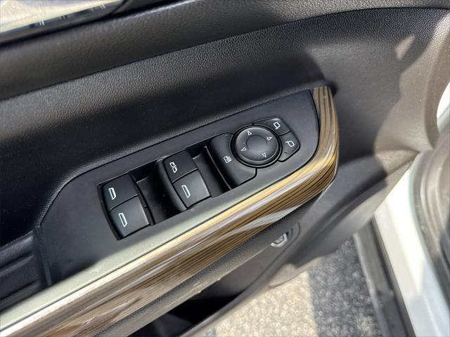 used 2021 GMC Acadia car, priced at $25,900