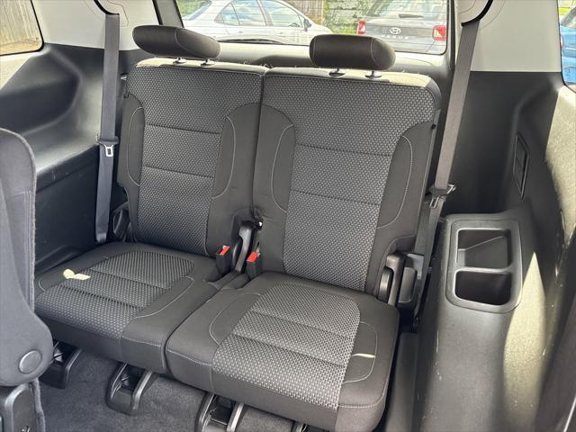 used 2021 GMC Acadia car, priced at $25,900