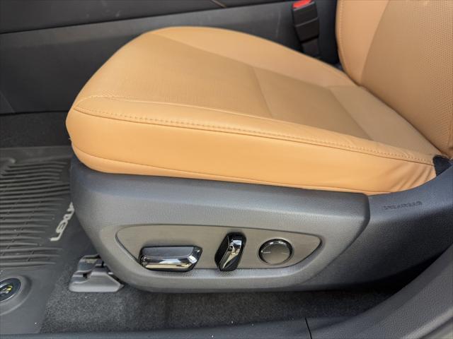 used 2023 Lexus RX 350 car, priced at $54,900