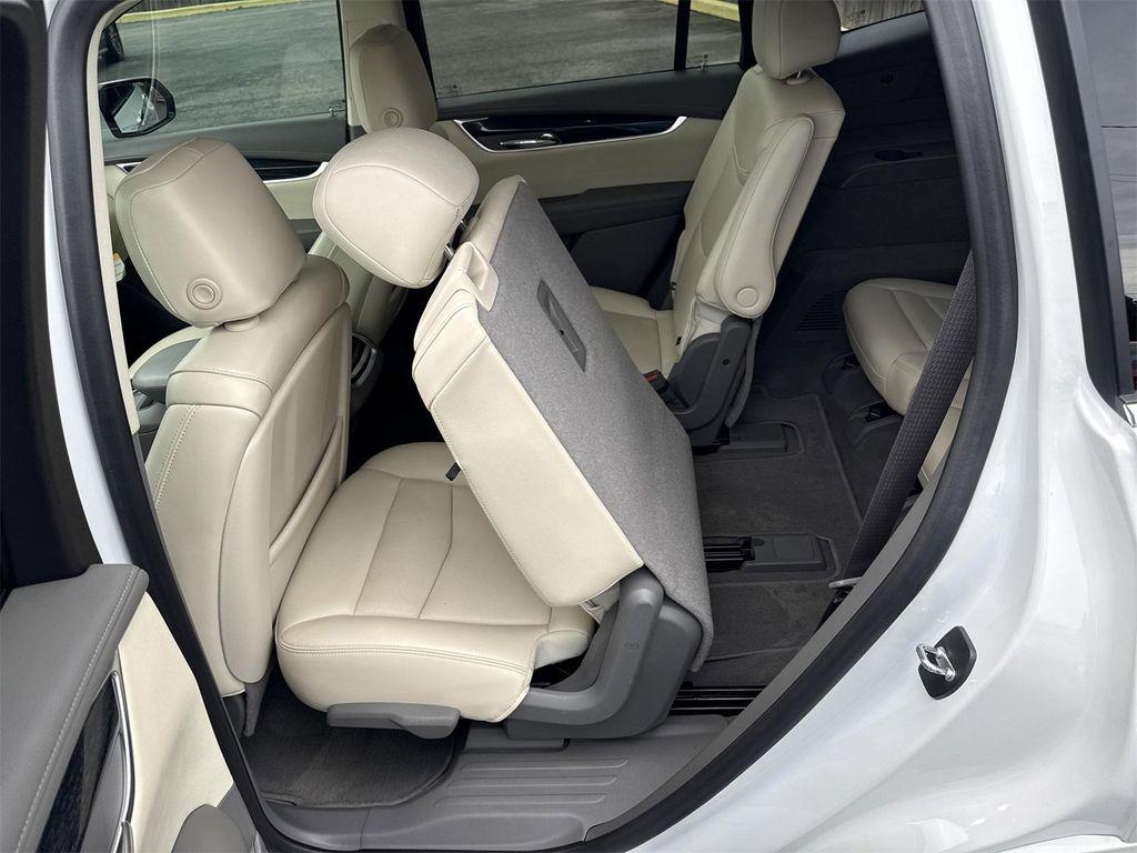 used 2021 Cadillac XT6 car, priced at $37,900