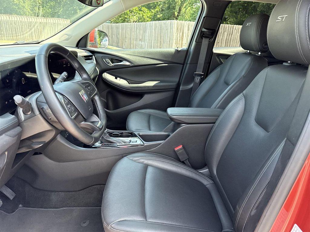 used 2024 Buick Encore GX car, priced at $23,900