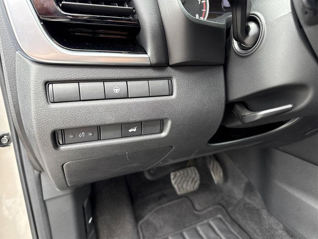 used 2022 Nissan Rogue car, priced at $28,900