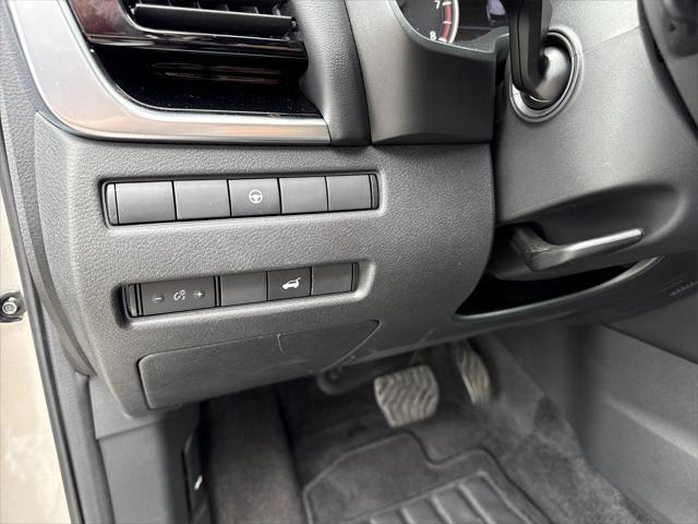 used 2022 Nissan Rogue car, priced at $27,900