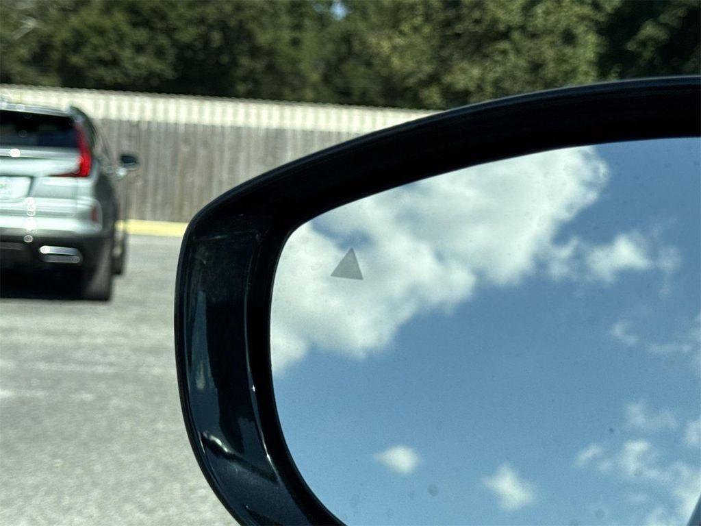 used 2025 Chrysler Pacifica car, priced at $36,900