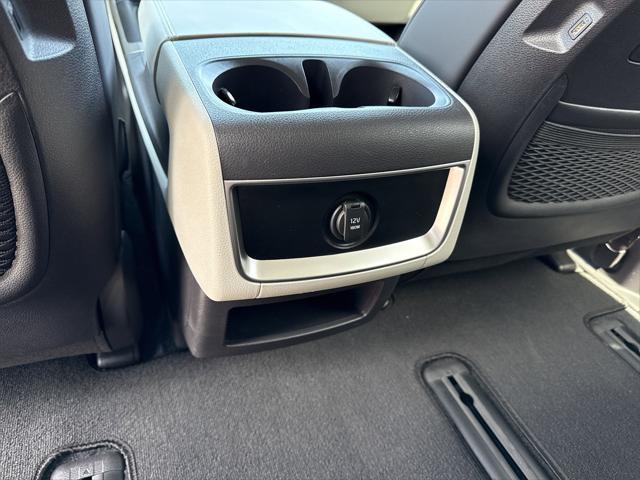 used 2024 Kia Carnival car, priced at $34,900