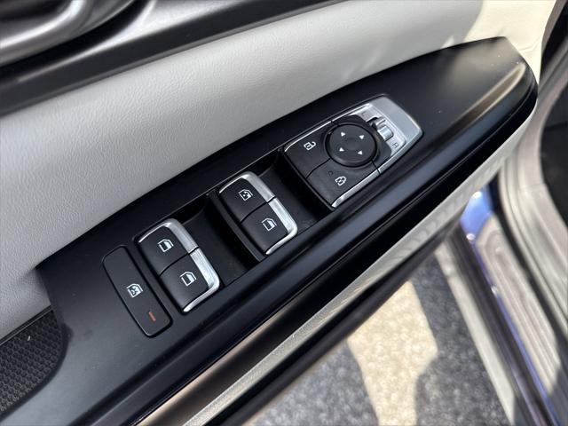 used 2024 Kia Carnival car, priced at $34,900