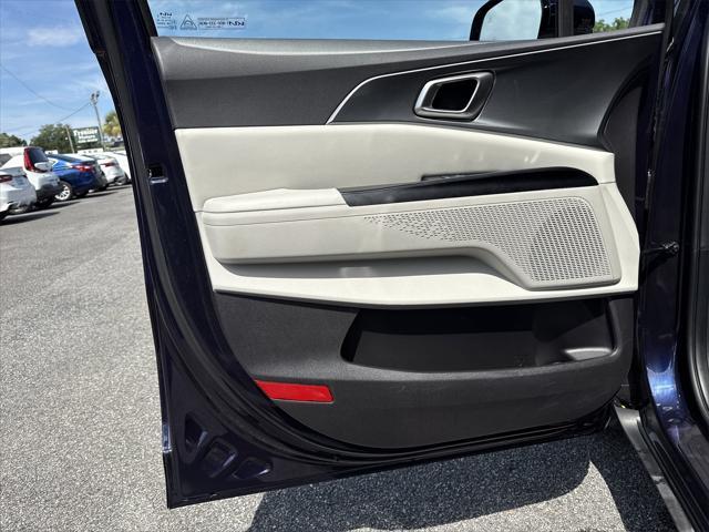 used 2024 Kia Carnival car, priced at $34,900