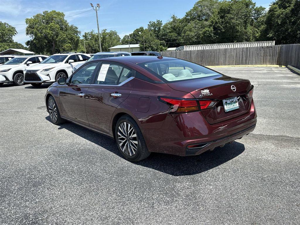 used 2023 Nissan Altima car, priced at $22,900