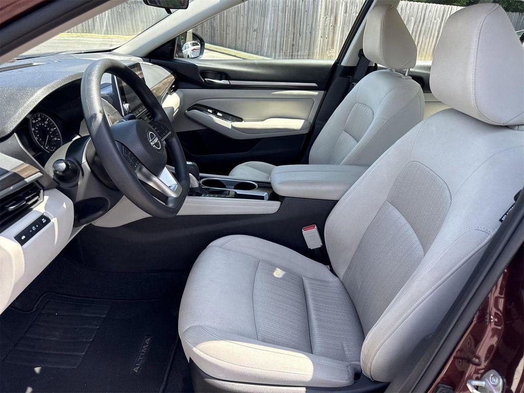 used 2023 Nissan Altima car, priced at $22,900
