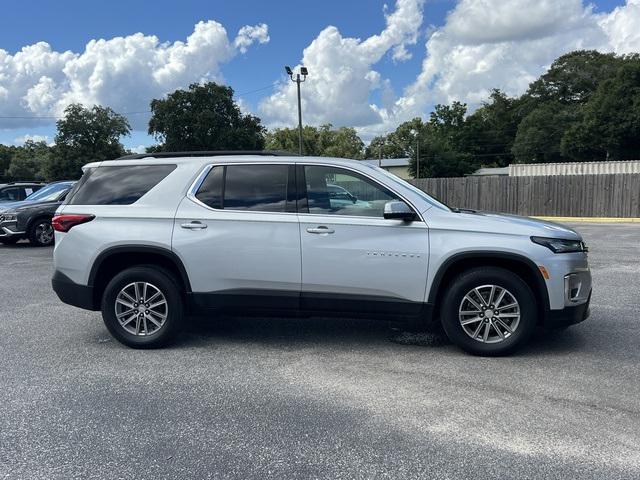 used 2022 Chevrolet Traverse car, priced at $29,900