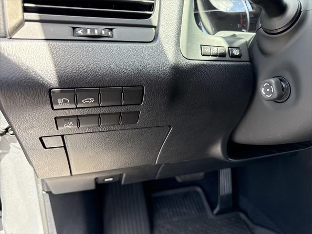 used 2022 Lexus RX 350L car, priced at $47,900