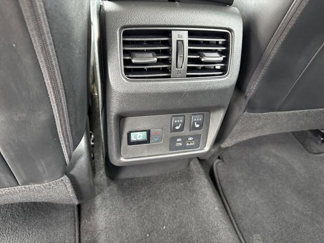used 2021 Nissan Rogue car, priced at $26,900