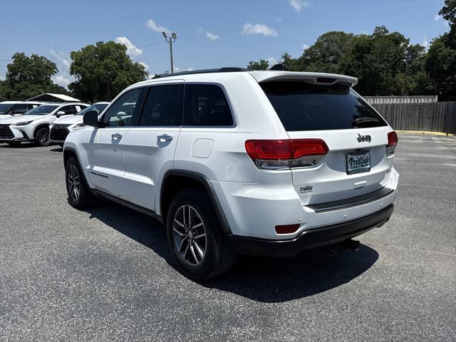 used 2017 Jeep Grand Cherokee car, priced at $15,900