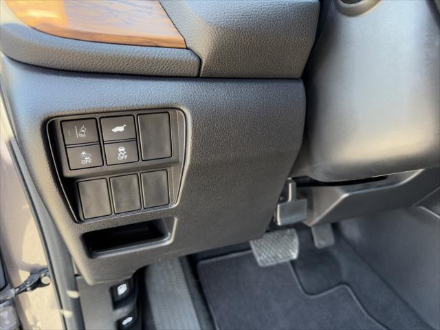 used 2020 Honda CR-V car, priced at $27,900