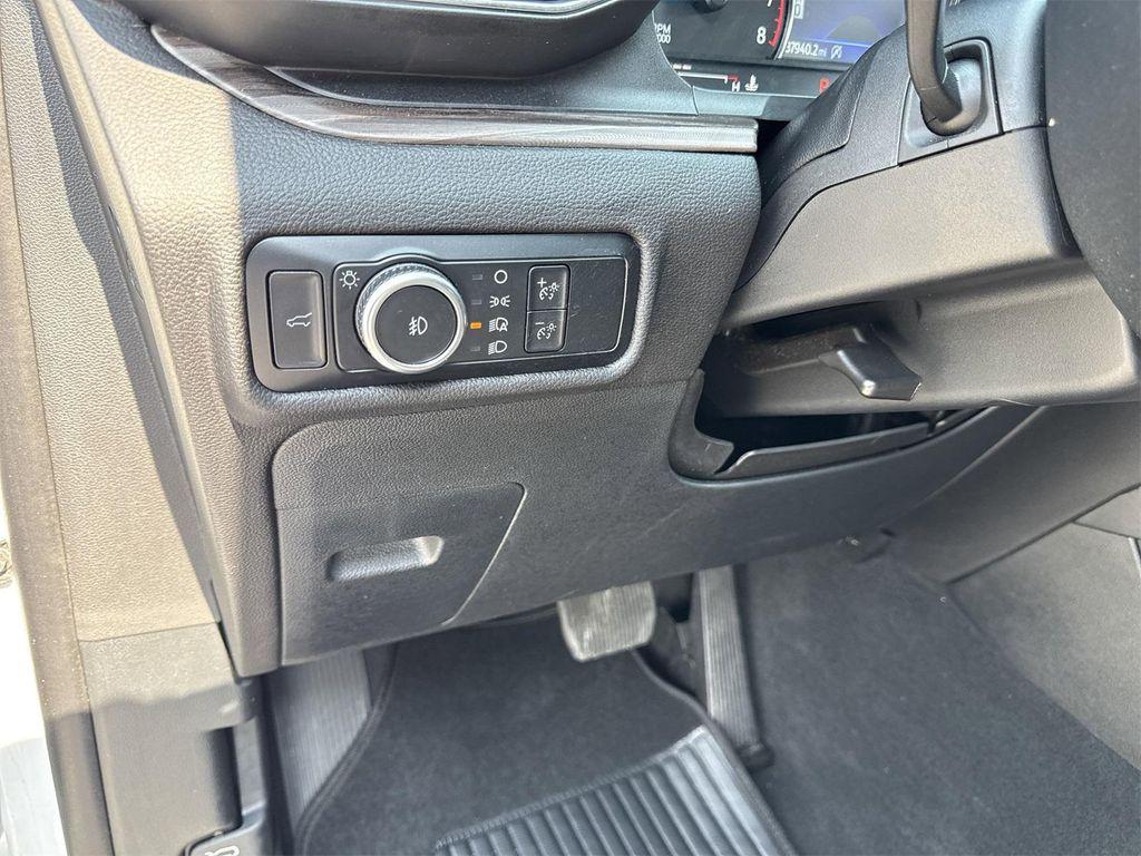 used 2023 Ford Explorer car, priced at $33,900