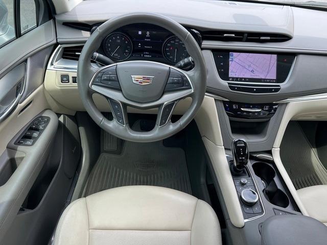 used 2020 Cadillac XT5 car, priced at $33,900