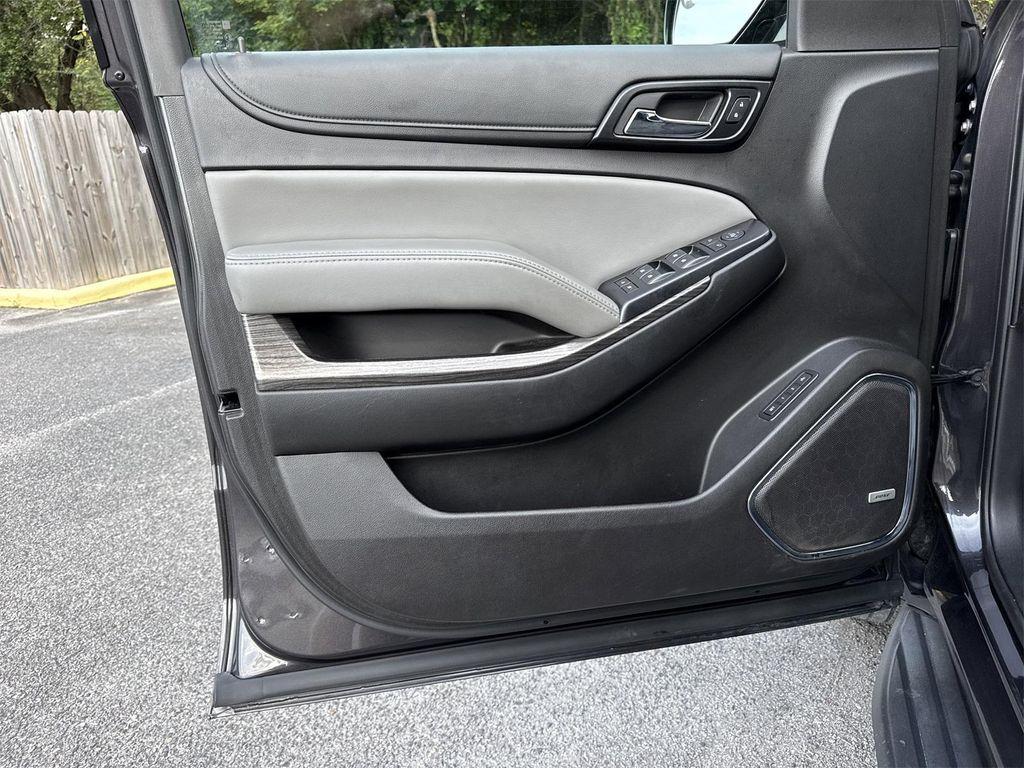 used 2018 Chevrolet Suburban car, priced at $28,900