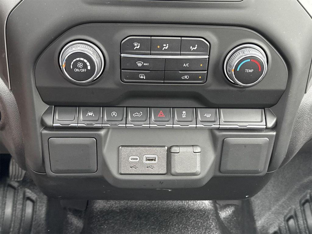used 2024 Chevrolet Silverado 1500 car, priced at $28,900