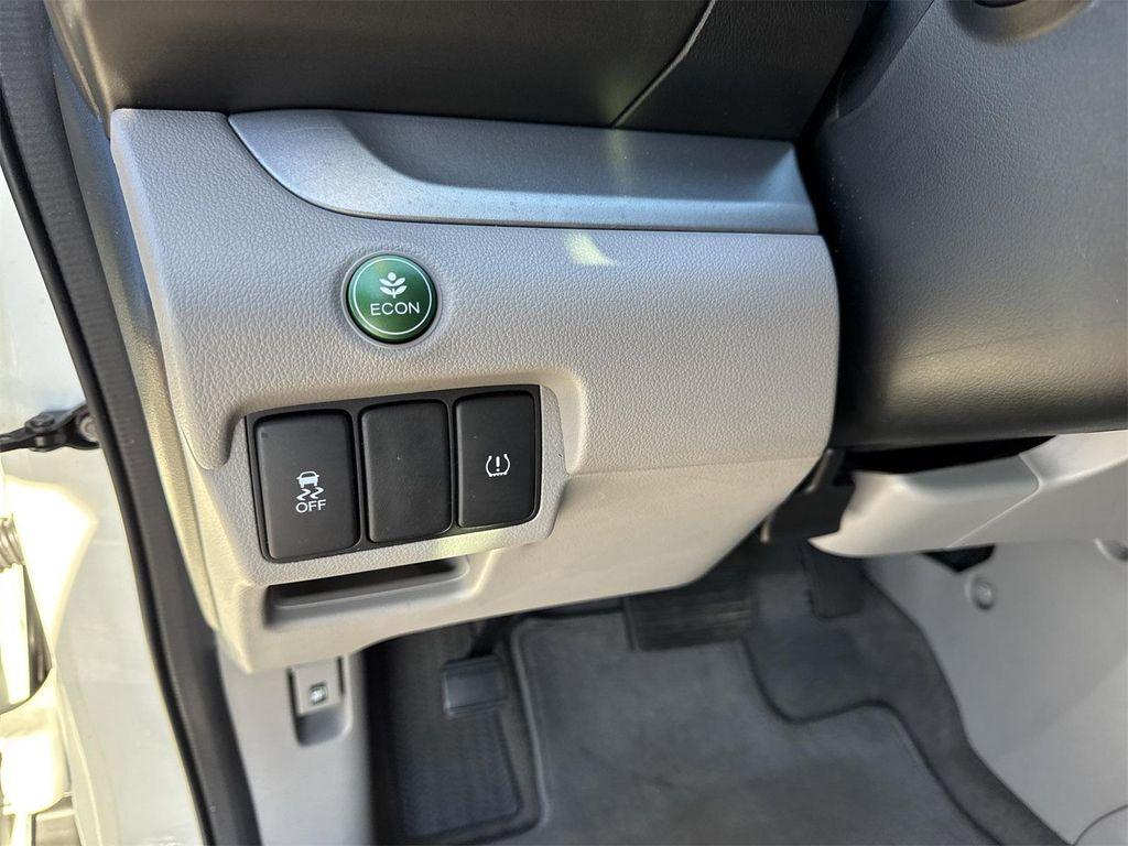 used 2014 Honda CR-V car, priced at $13,900