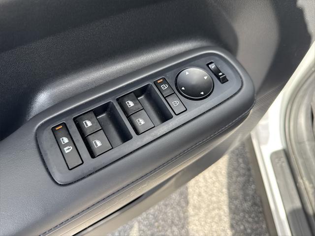 used 2024 Hyundai Santa Fe car, priced at $39,900