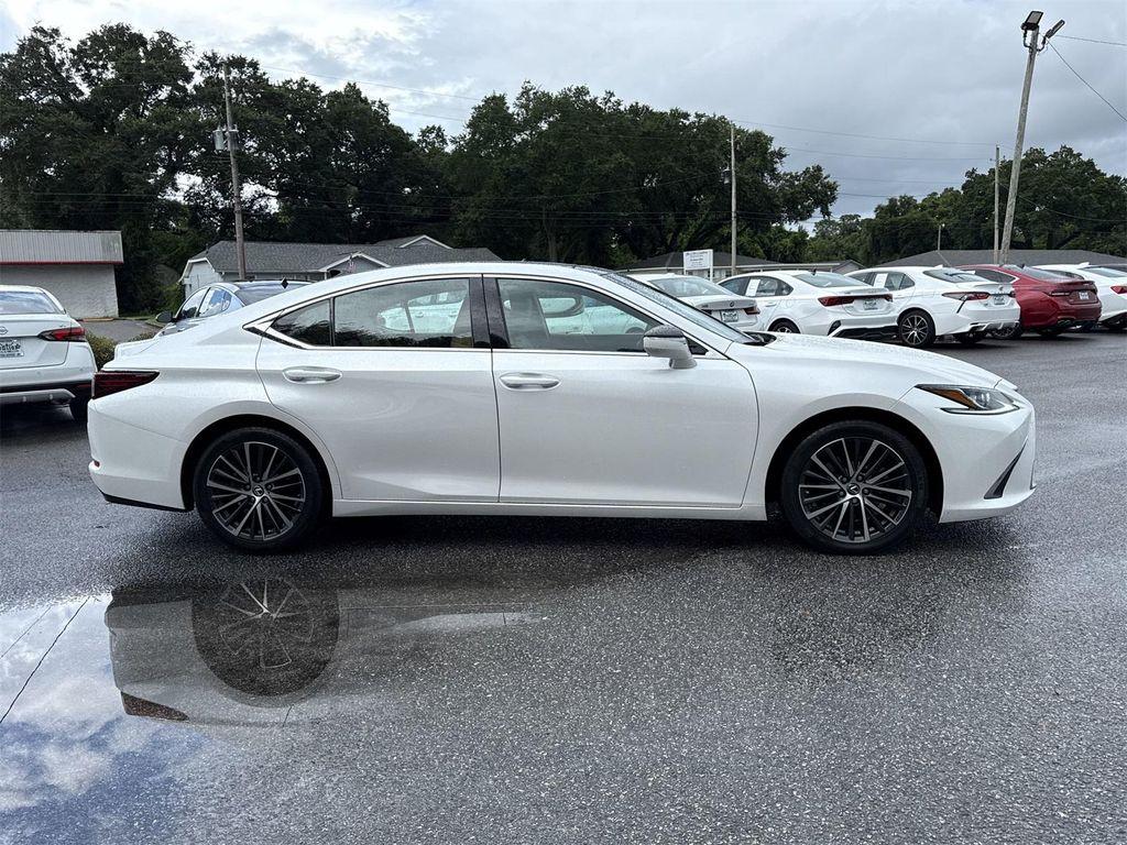 used 2022 Lexus ES 350 car, priced at $40,900