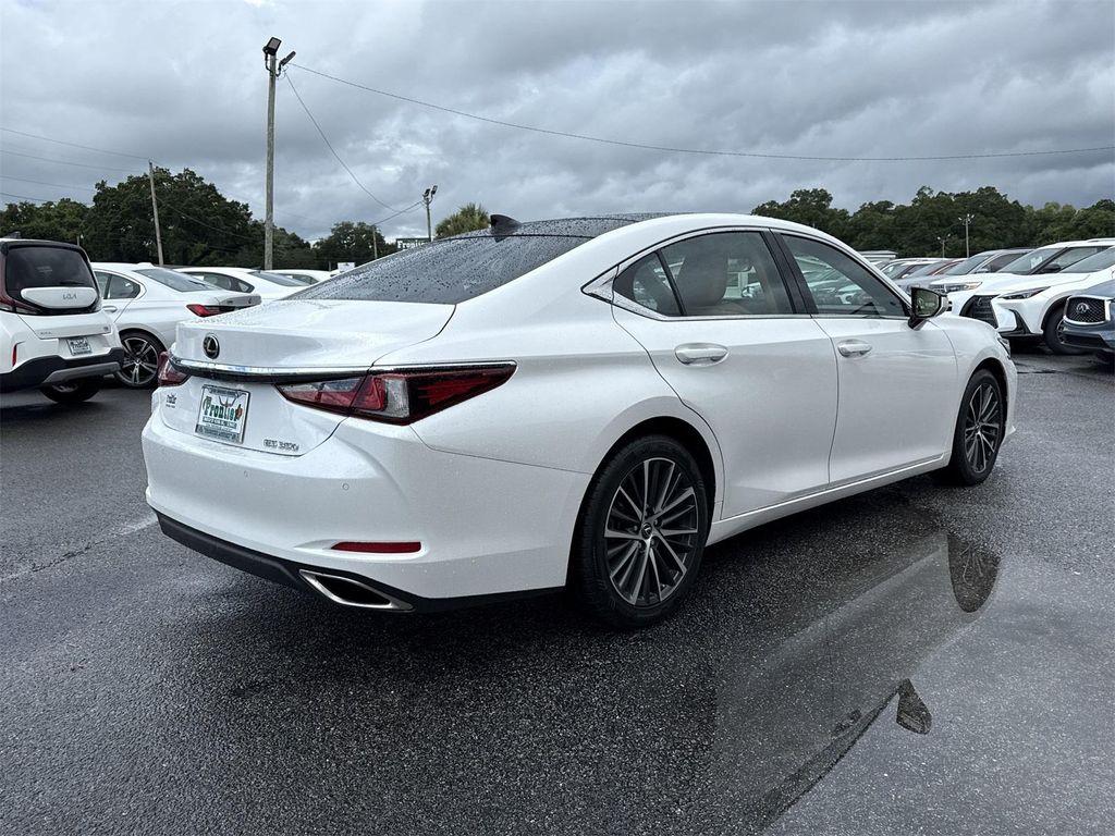 used 2022 Lexus ES 350 car, priced at $40,900