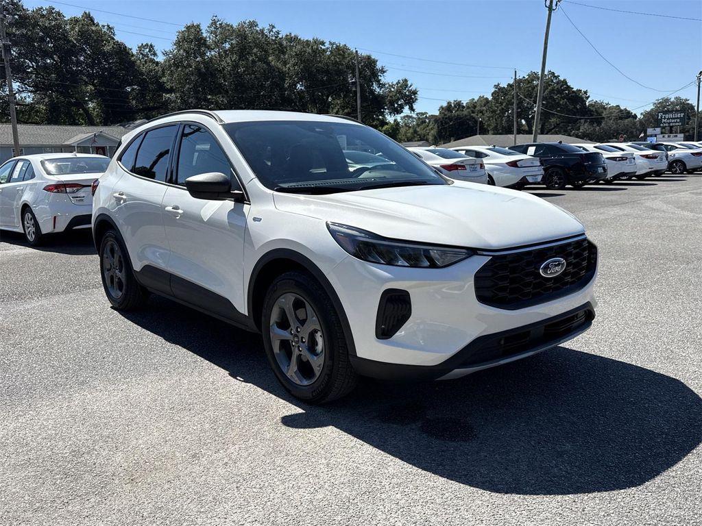 used 2025 Ford Escape car, priced at $29,900