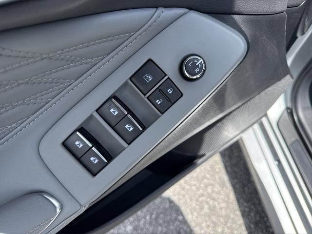 used 2019 Toyota Avalon car, priced at $28,900