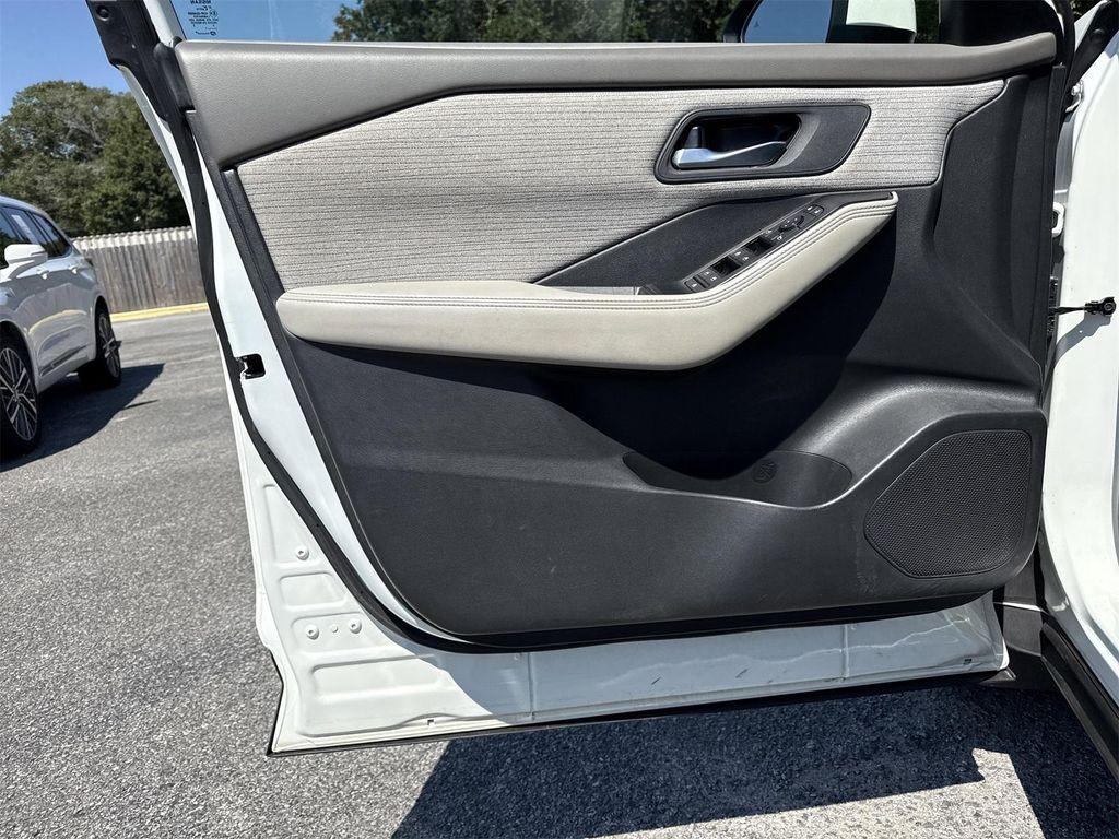 used 2021 Nissan Rogue car, priced at $22,900