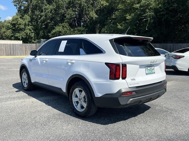 used 2023 Kia Sorento car, priced at $28,900