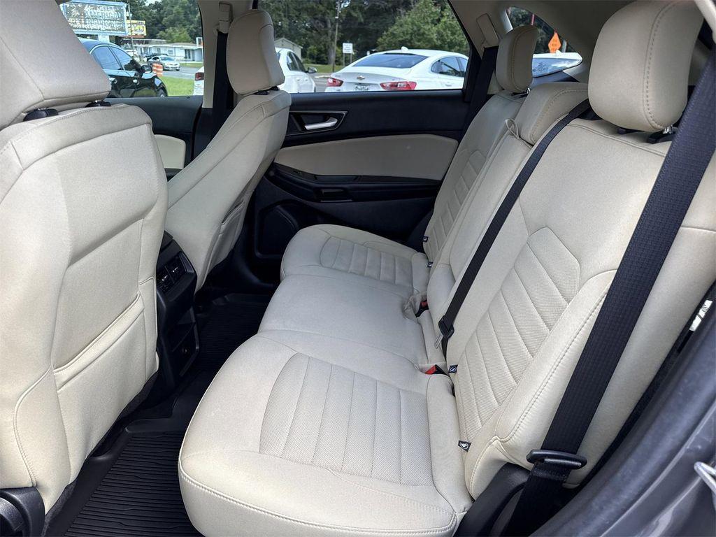 used 2024 Ford Edge car, priced at $30,900