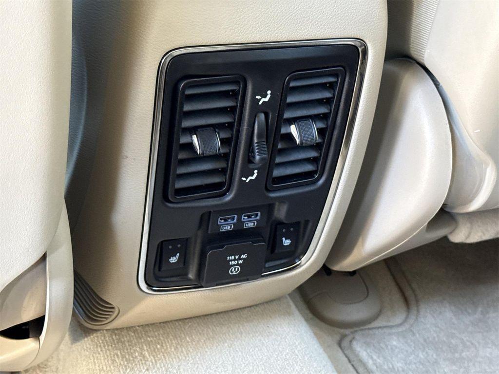 used 2019 Jeep Grand Cherokee car, priced at $26,900