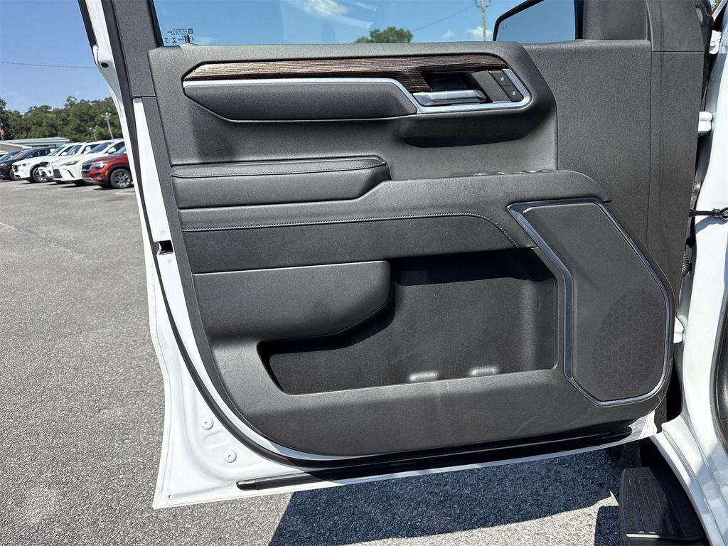 used 2024 GMC Sierra 1500 car, priced at $47,900