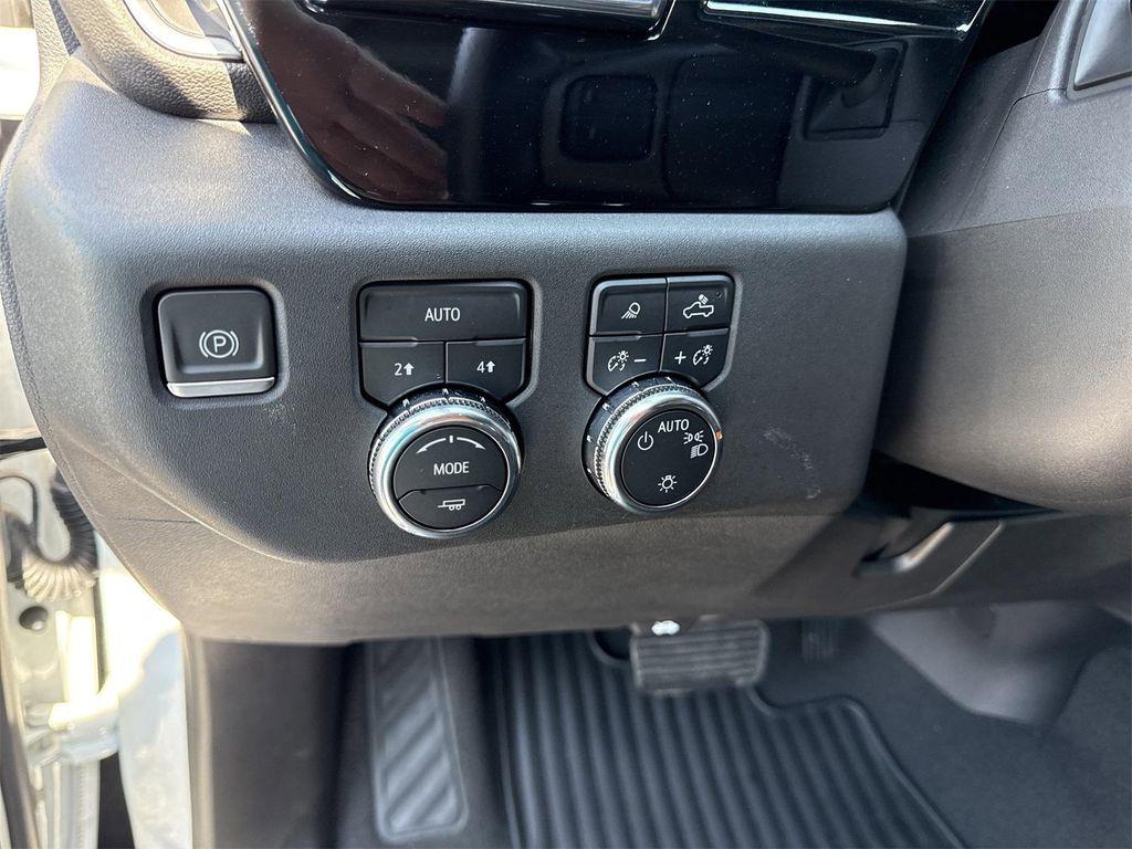 used 2024 GMC Sierra 1500 car, priced at $47,900