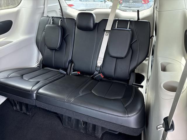used 2024 Chrysler Pacifica car, priced at $34,900