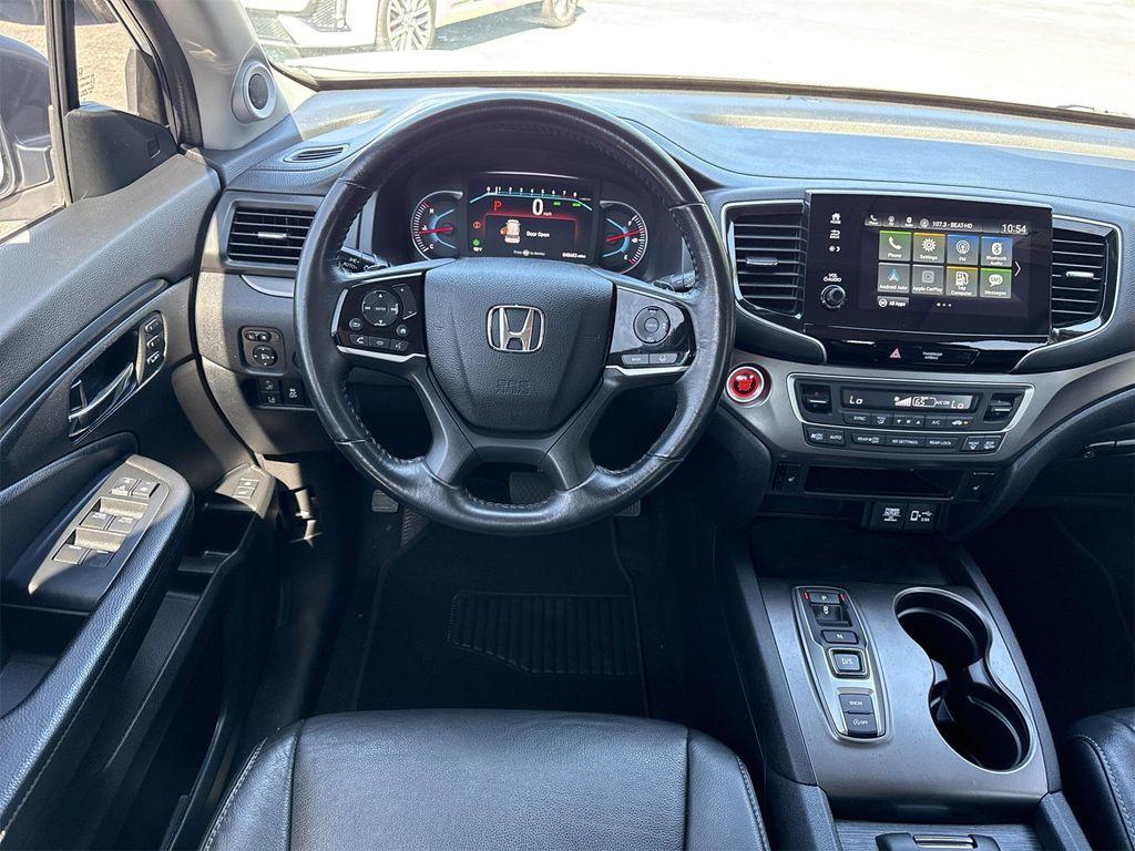 used 2021 Honda Pilot car, priced at $30,900