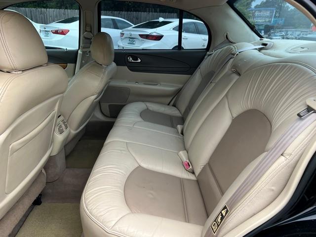 used 2001 Lincoln Continental car, priced at $6,900