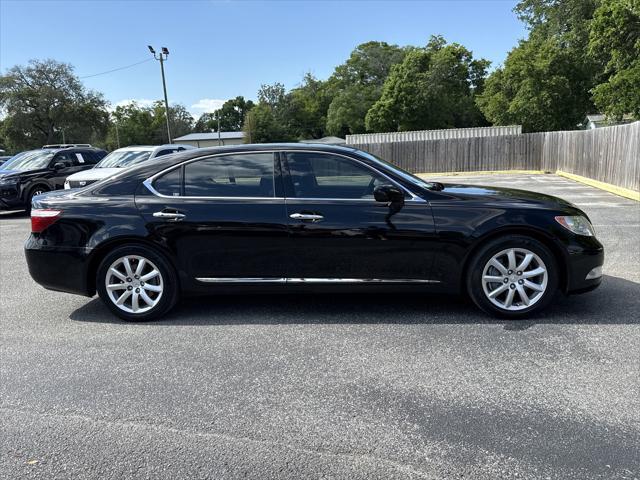 used 2007 Lexus LS 460 car, priced at $10,900
