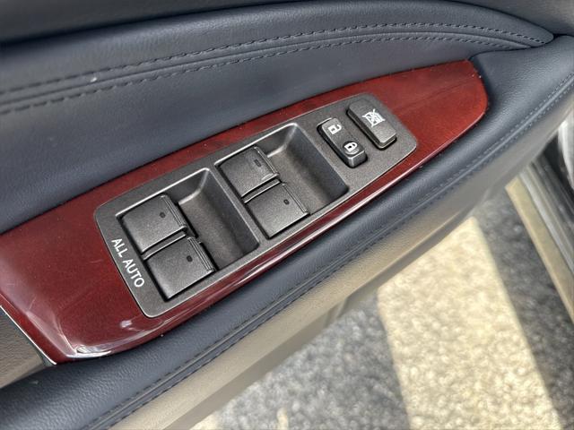 used 2007 Lexus LS 460 car, priced at $10,900