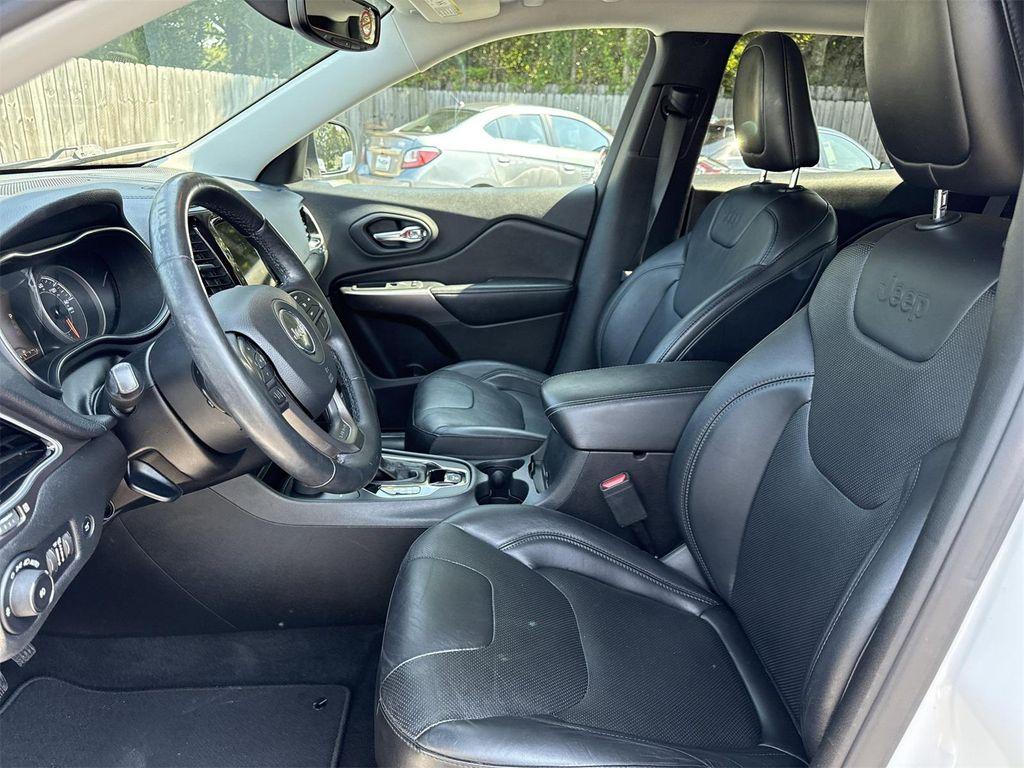 used 2019 Jeep Cherokee car, priced at $18,900