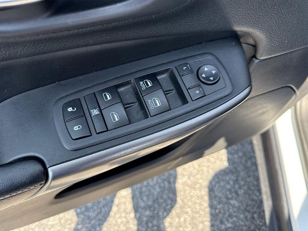 used 2019 Jeep Cherokee car, priced at $18,900