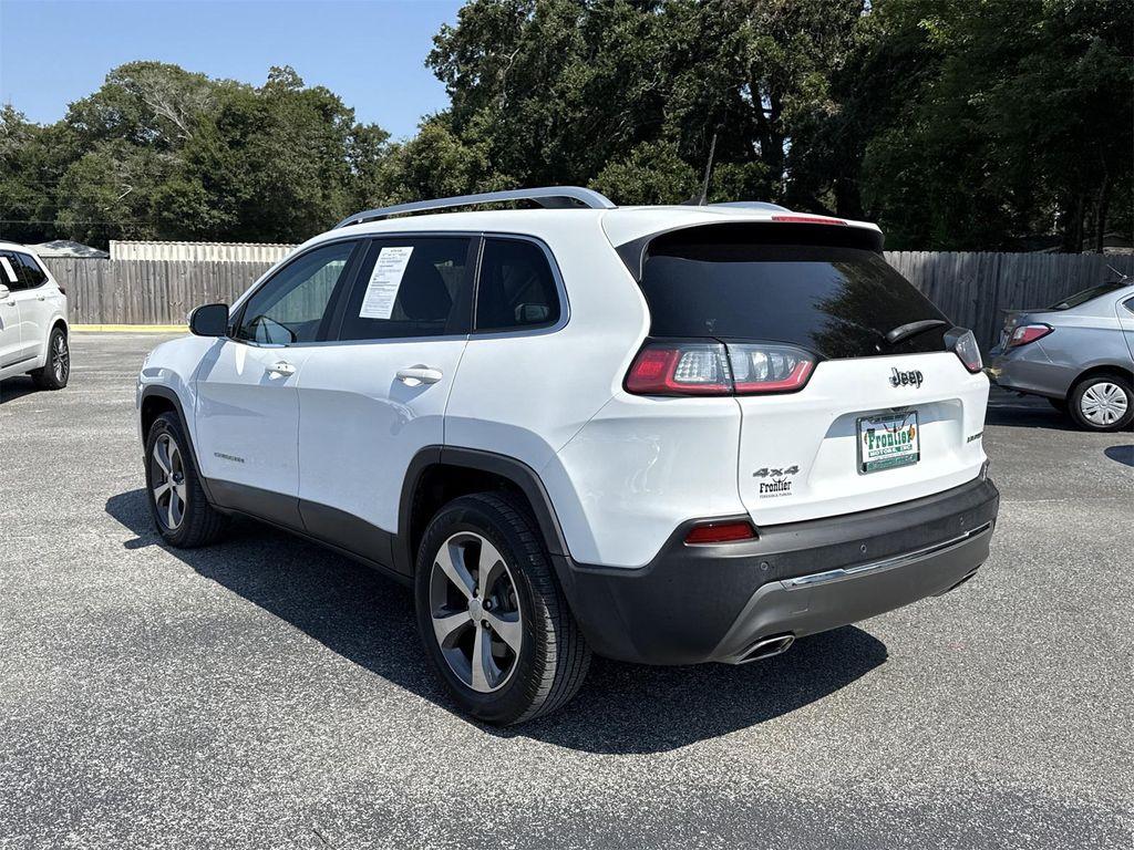 used 2019 Jeep Cherokee car, priced at $18,900
