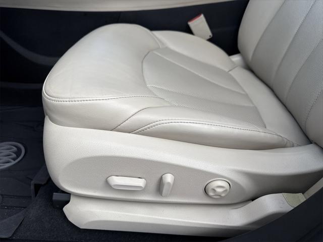 used 2019 Buick Envision car, priced at $23,900