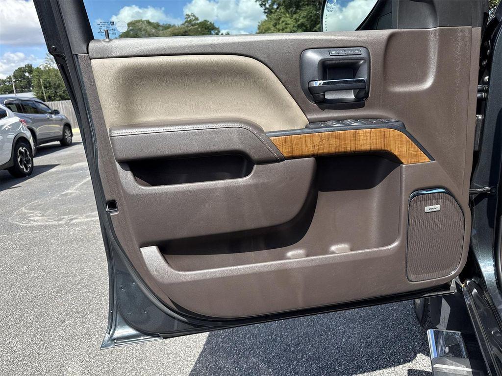 used 2018 GMC Sierra 1500 car, priced at $25,900